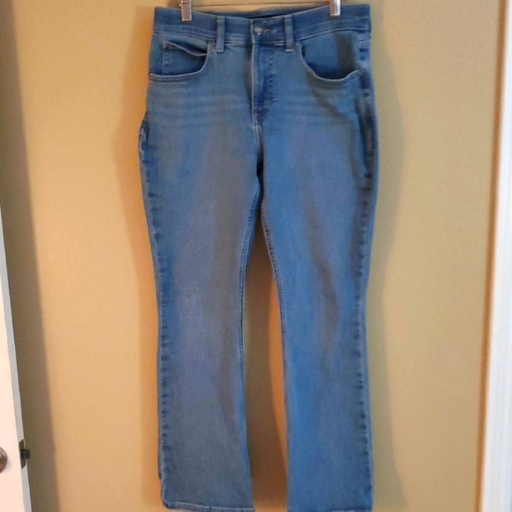Lee Women's Light Blue Boot Leg Jeans Super Stretch And Stretch Band Waste
